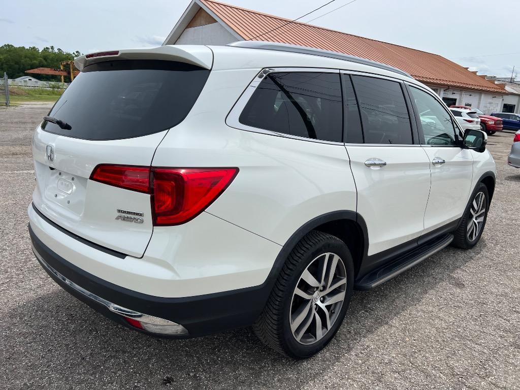 2017 Honda Pilot - $12,995