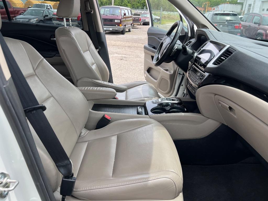 2017 Honda Pilot - $12,995