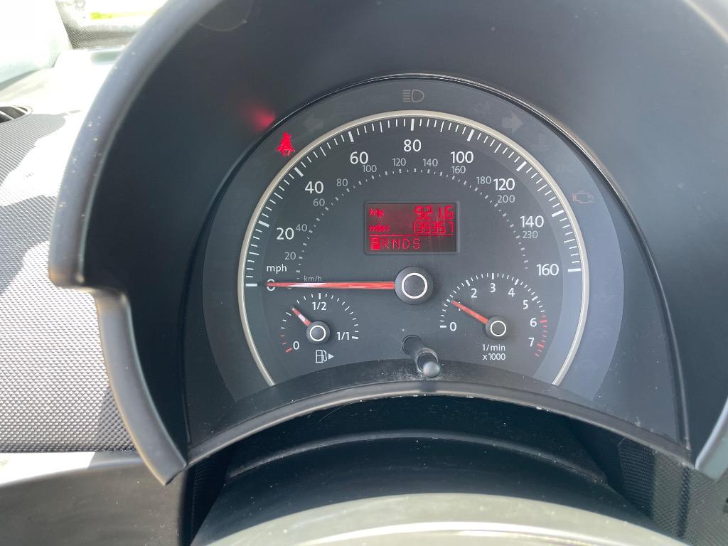 2009 Volkswagen Beetle - $5,750