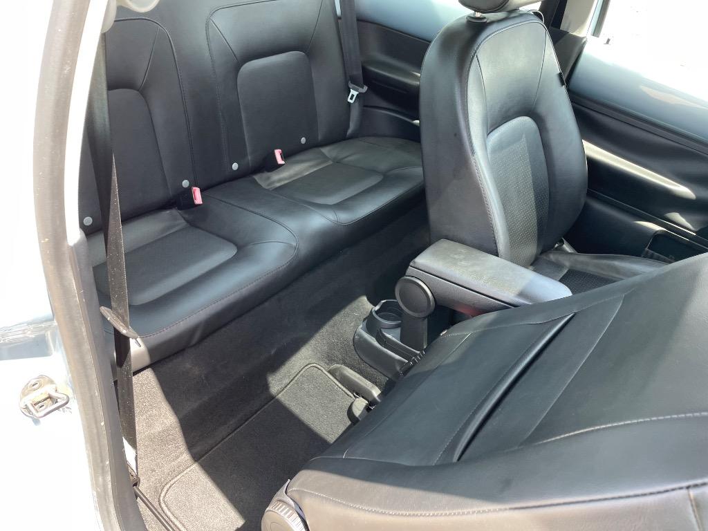 2009 Volkswagen Beetle - $5,750