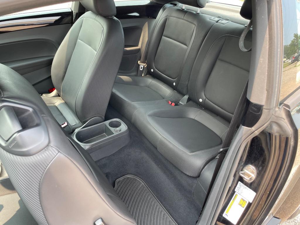 2012 Volkswagen Beetle - $10,400