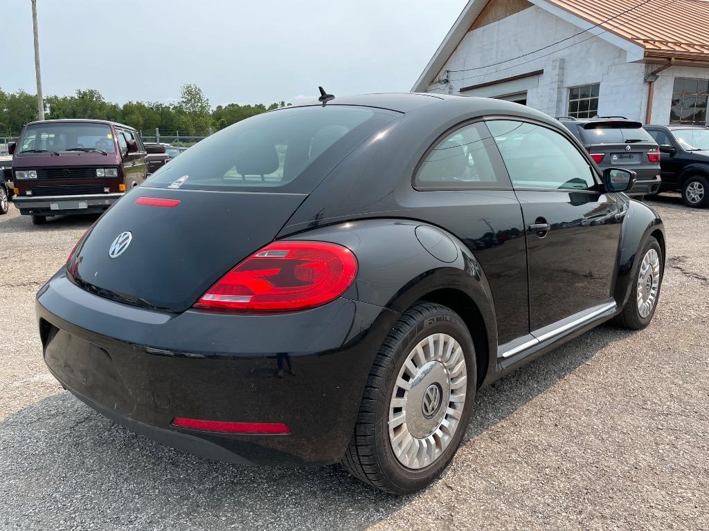 2012 Volkswagen Beetle - $10,400