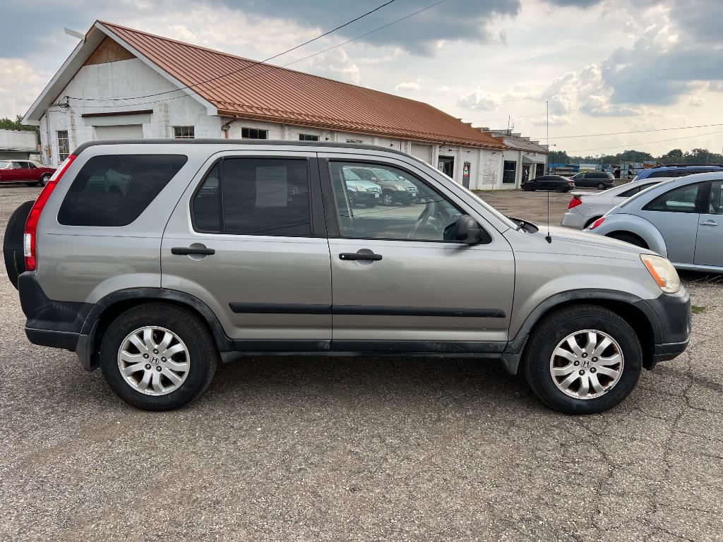 2005 Honda CR-V - $8,500