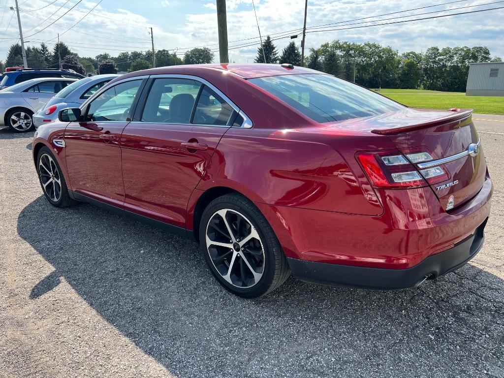 2015 Ford Taurus - $9,995