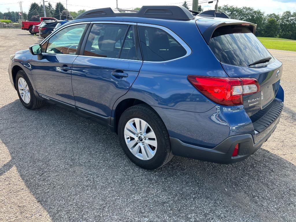 2019 Subaru Outback - $17,995