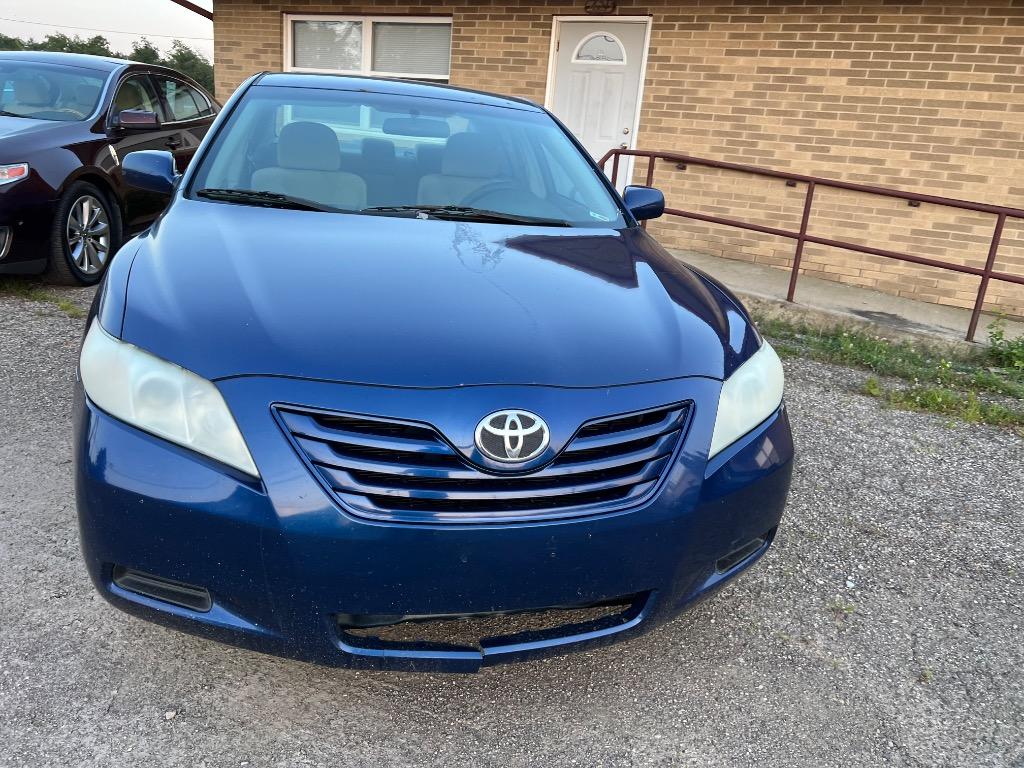 2009 Toyota Camry - $2,102