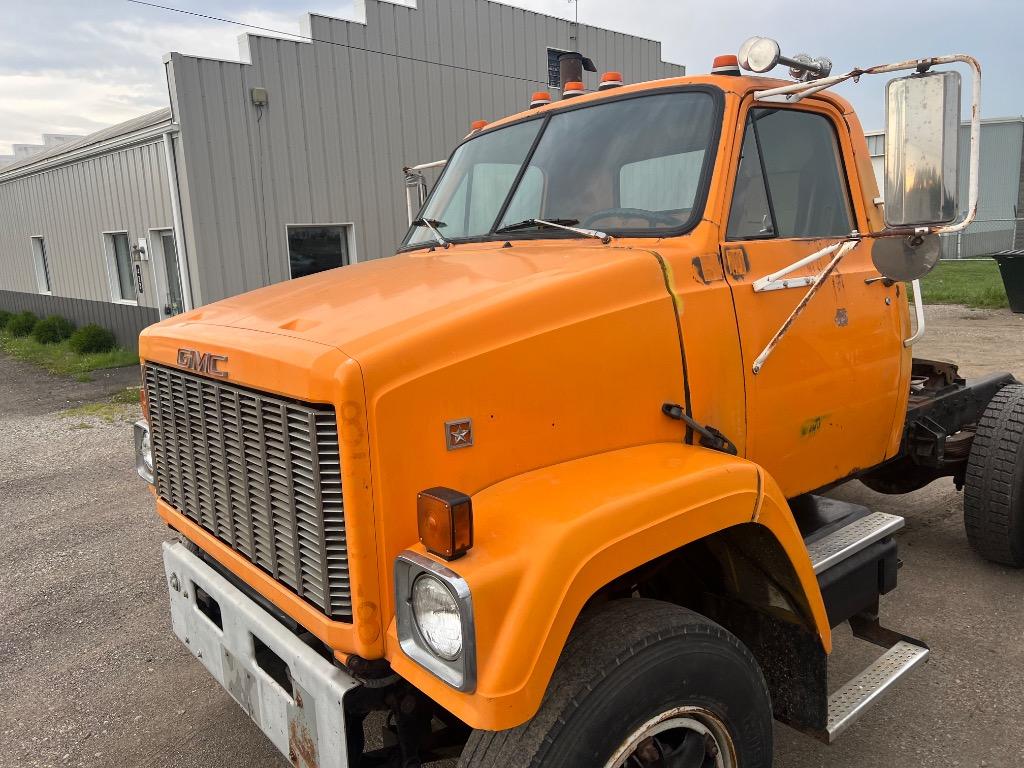 1984 GMC Heavy Conventional - $7,995