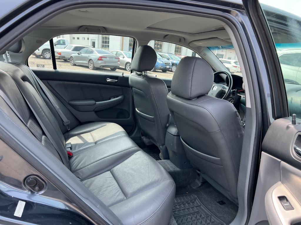 2004 Honda Accord - $6,500