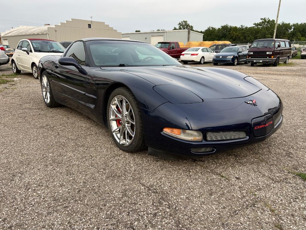 2001 Chevrolet Corvette - $14,995