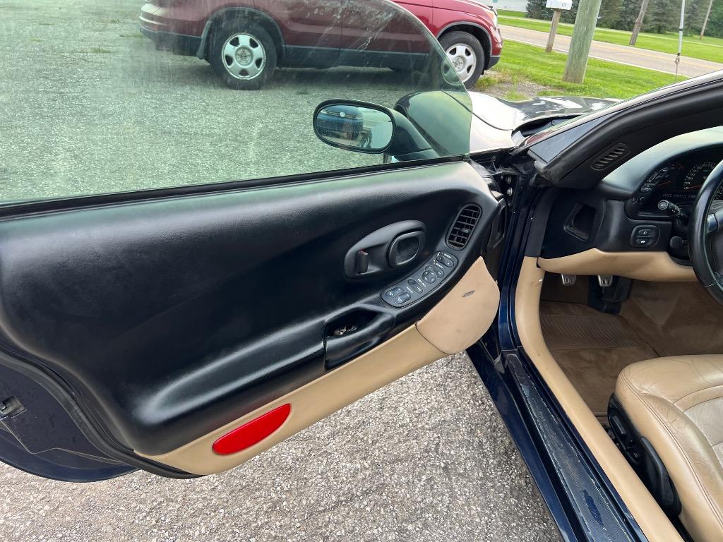 2001 Chevrolet Corvette - $14,995