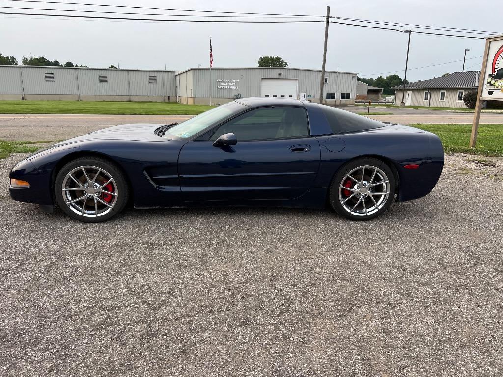 2001 Chevrolet Corvette - $14,995