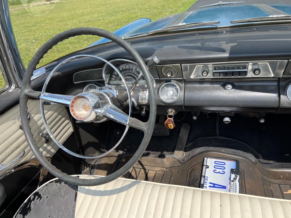 1955 Pontiac Star Chief - $29,995