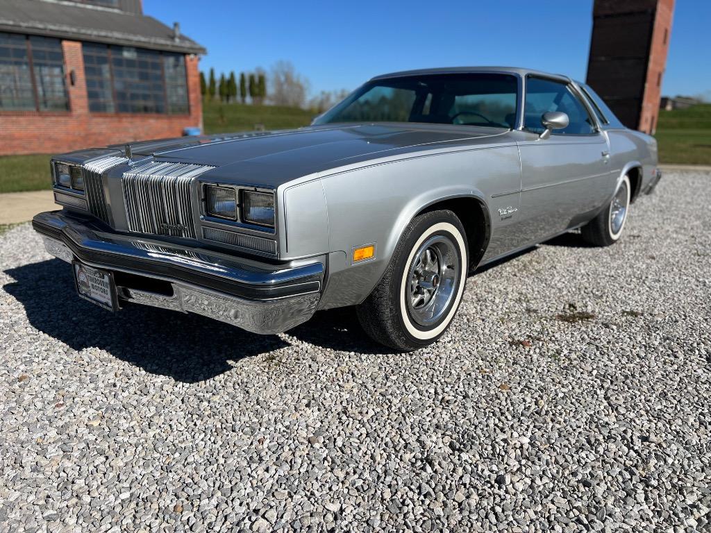 1977 Oldsmobile Cutlass - $14,995