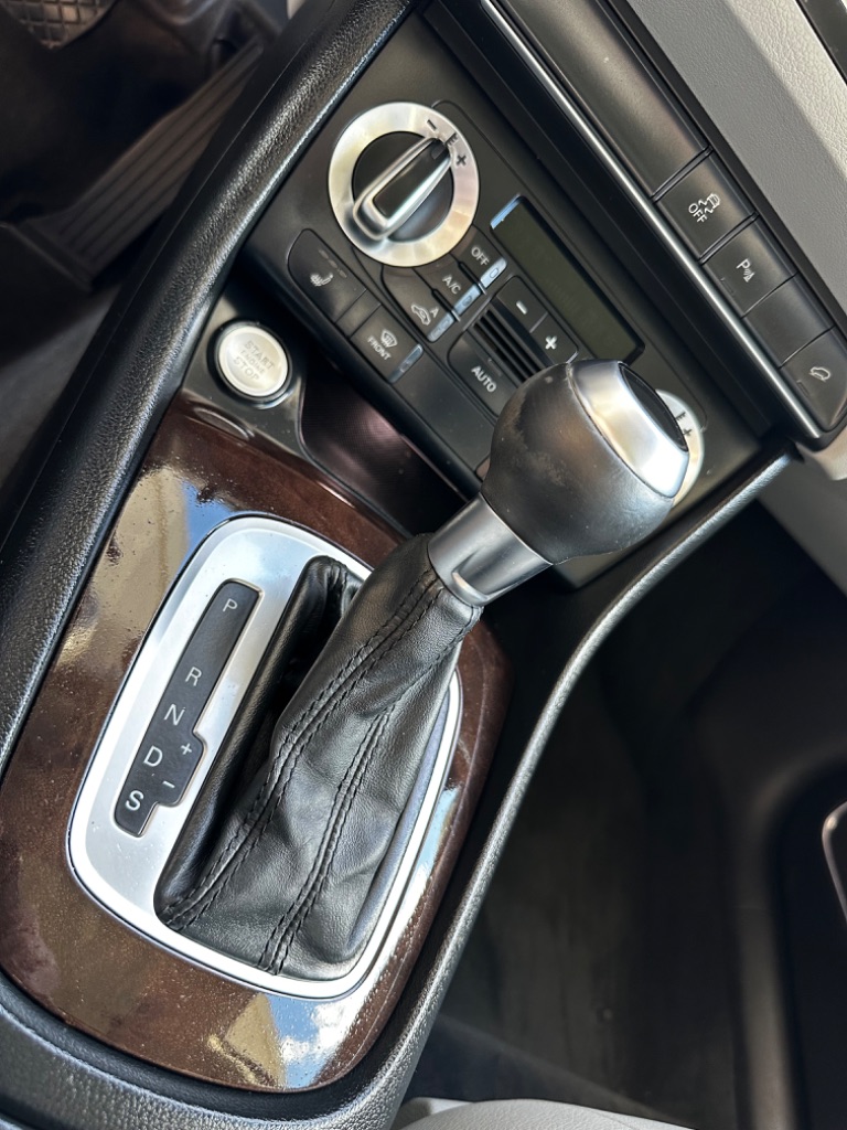 2015 Audi Q3 Prestige photo