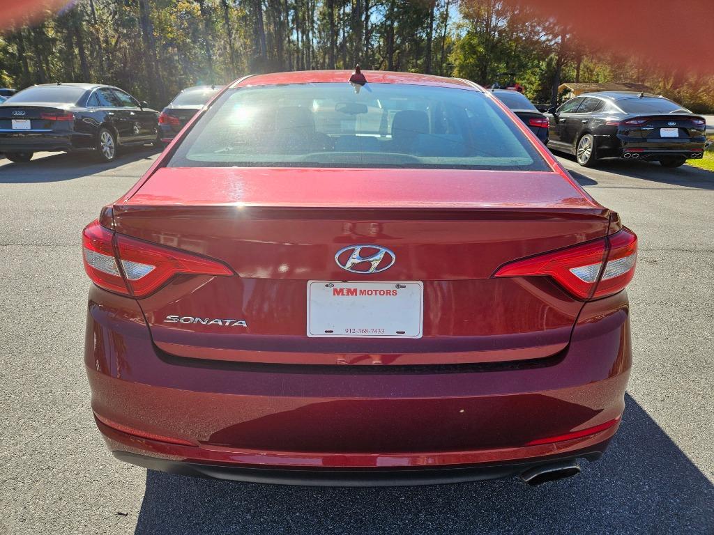 2015 Hyundai Sonata - $10,500