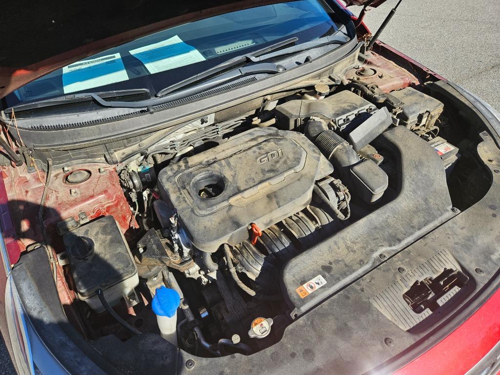 2015 Hyundai Sonata - $10,500