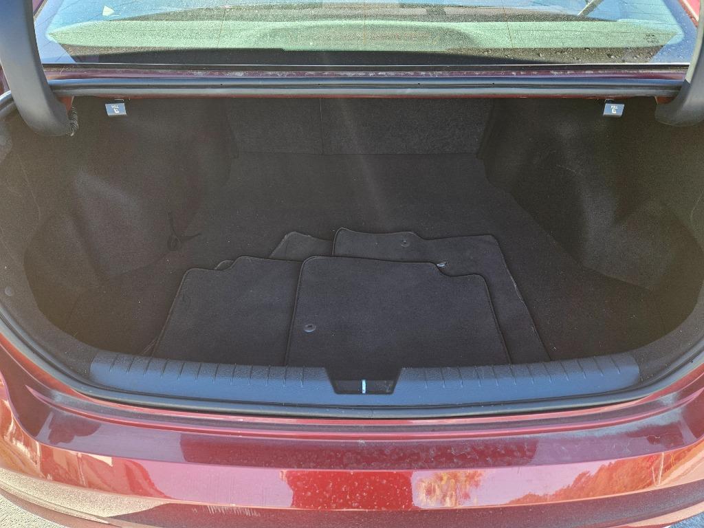 2015 Hyundai Sonata - $10,500