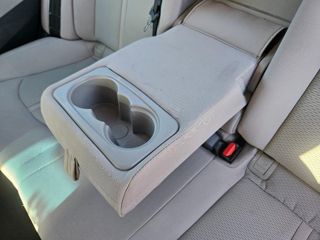 2015 Hyundai Sonata - $10,500
