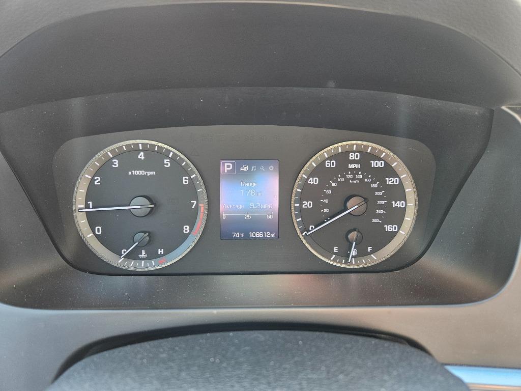 2015 Hyundai Sonata - $10,500