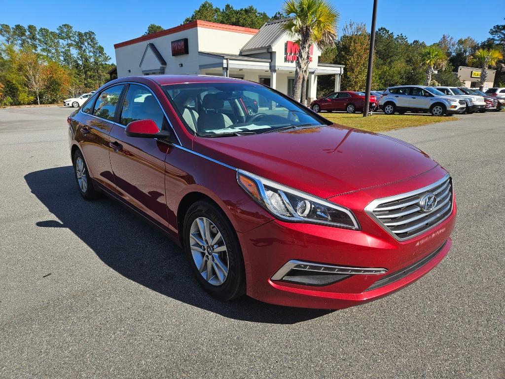 2015 Hyundai Sonata - $10,500