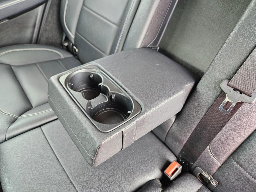 2012 Mercedes-Benz Ml-class - $11,000