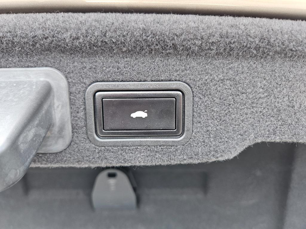 2012 Audi A8 - $13,500