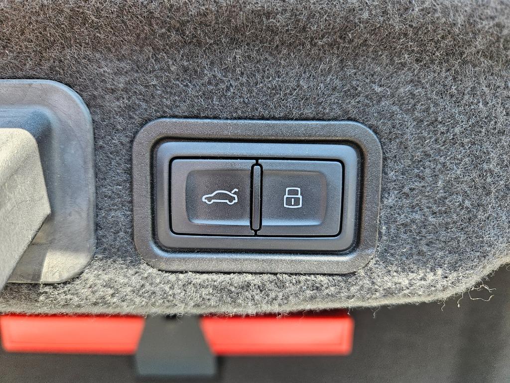 2015 Audi A8 - $17,000