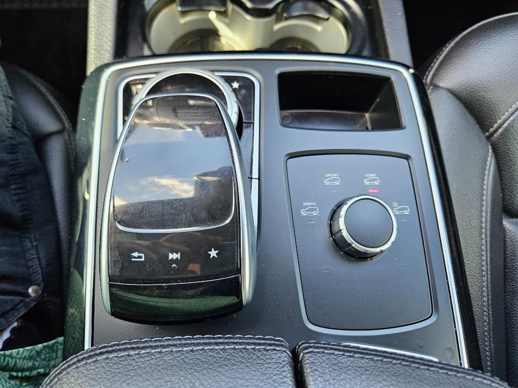 2018 Mercedes-Benz E-Class - $17,500