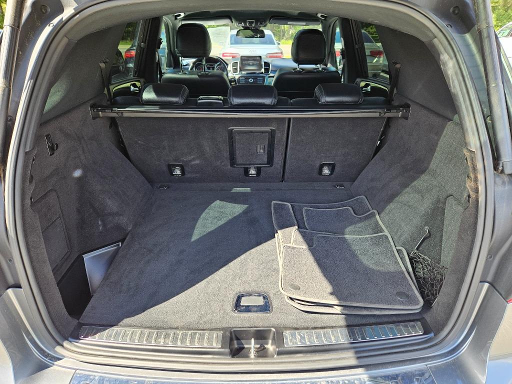2018 Mercedes-Benz E-Class - $17,500