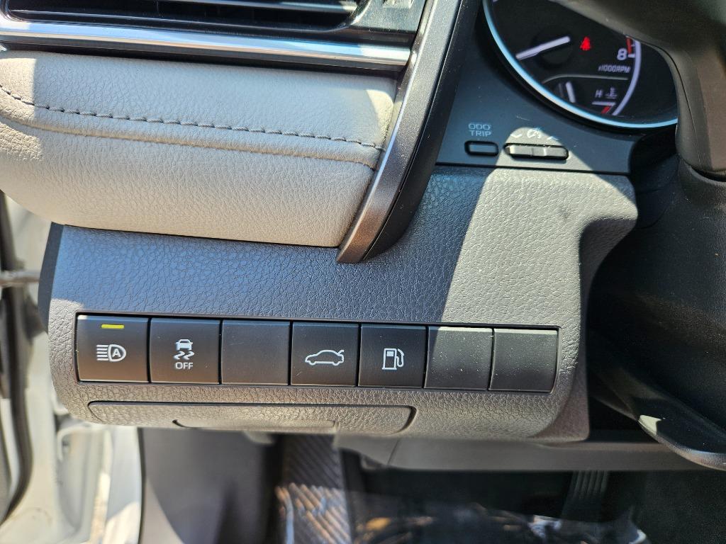 2018 Toyota Camry - $16,000