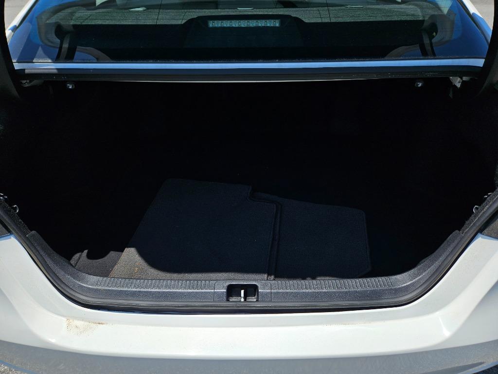 2018 Toyota Camry - $16,000