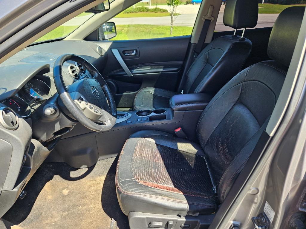 2013 Nissan Rogue - $8,000