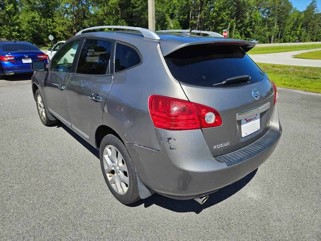 2013 Nissan Rogue - $8,000
