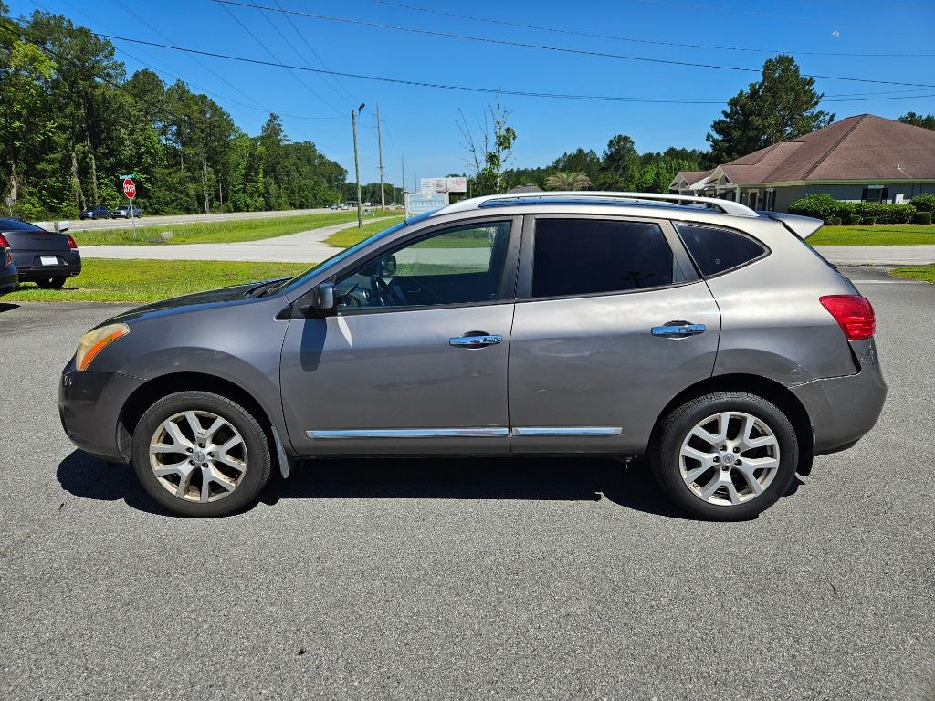 2013 Nissan Rogue - $8,000