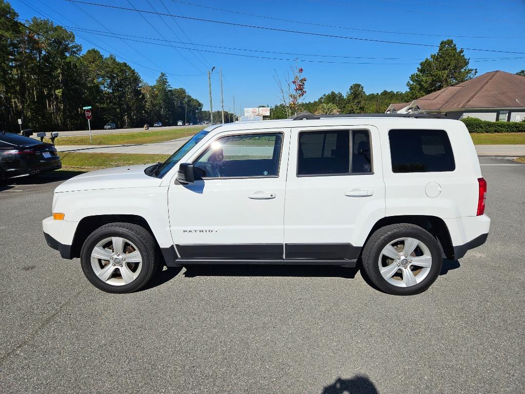 2017 Jeep Patriot - $12,500