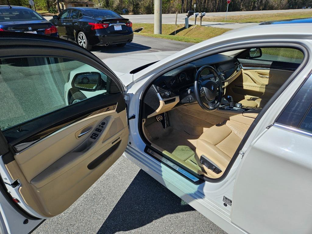 2015 BMW 5-Series 535i photo