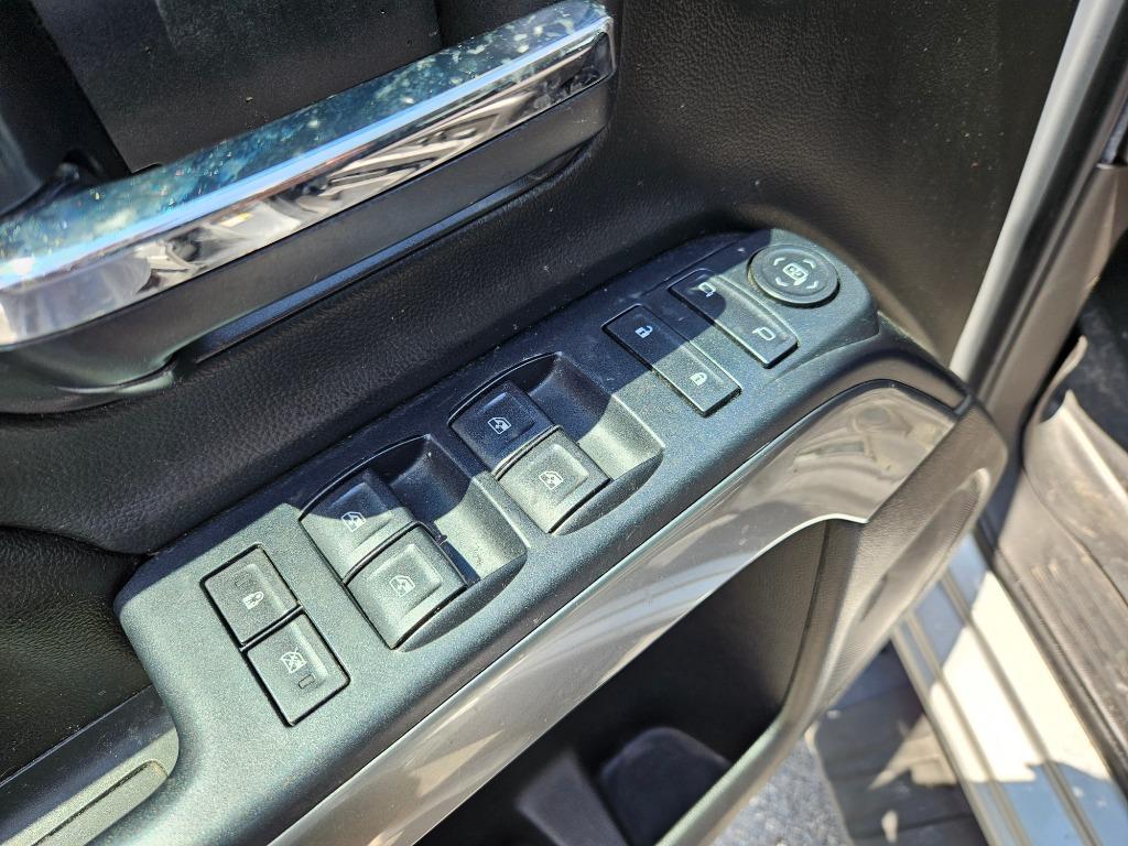 2017 Chevrolet Silverado 1500 LT photo