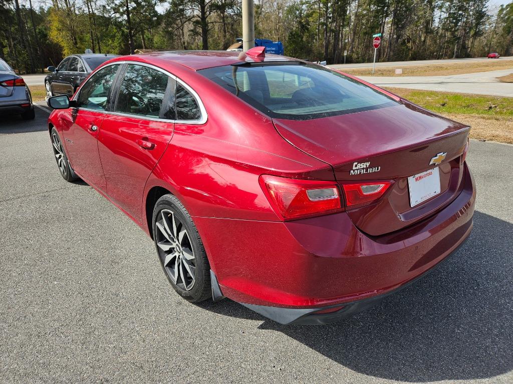 2017 Chevrolet Malibu - $14,000