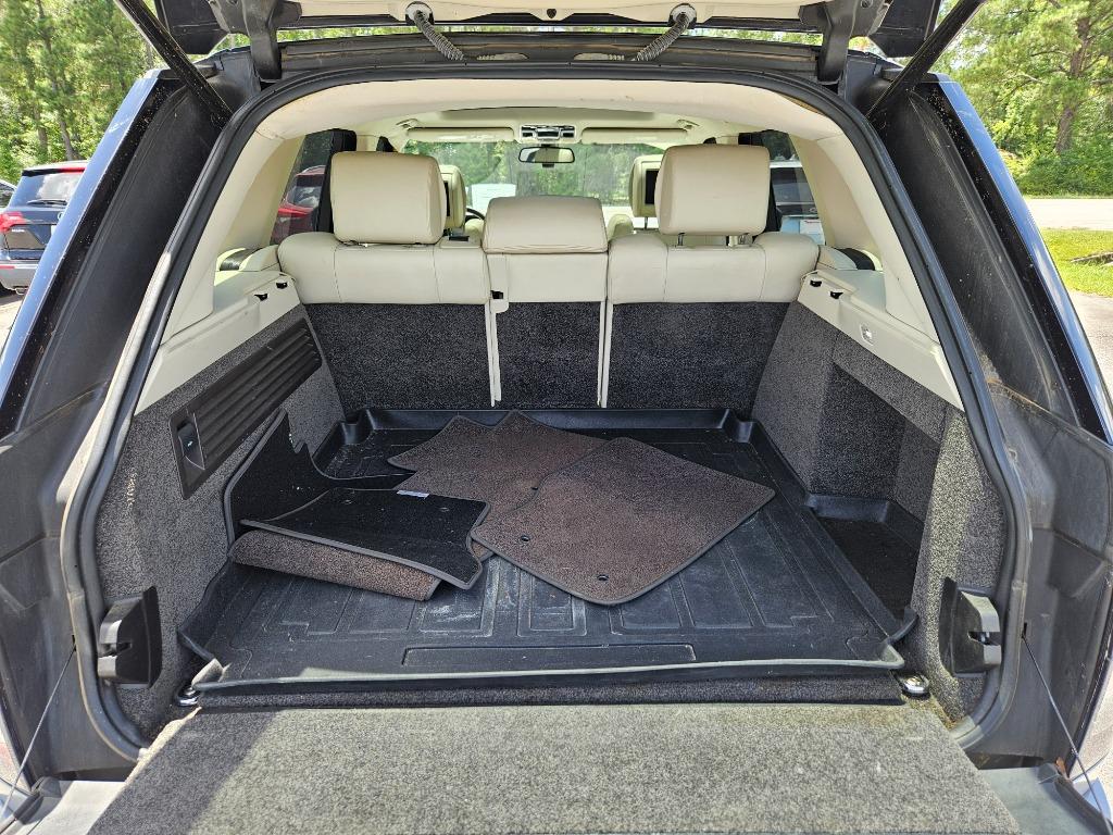 2014 Land Rover Range Rover - $16,000