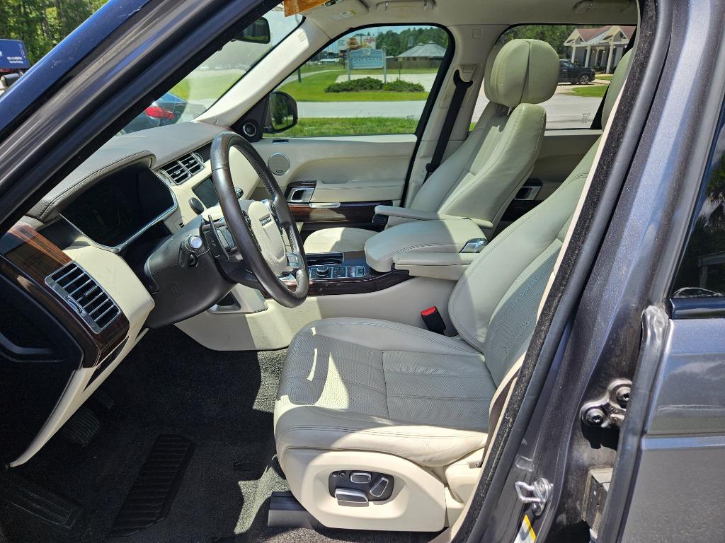 2014 Land Rover Range Rover - $16,000