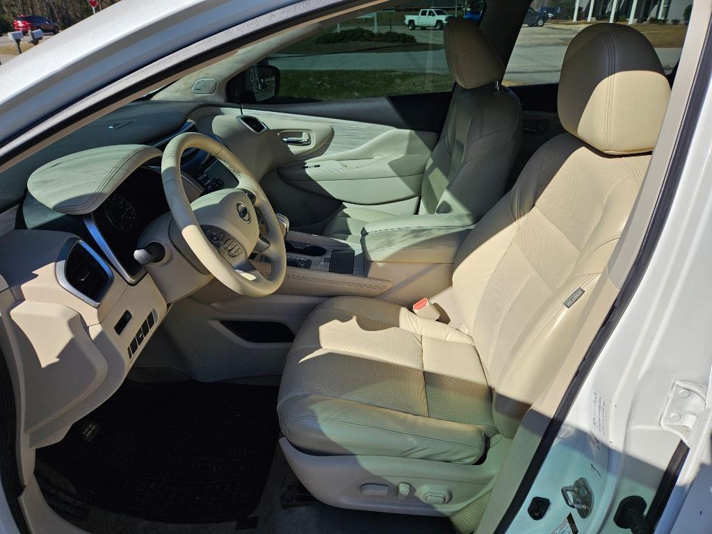 2015 Nissan Murano - $13,000