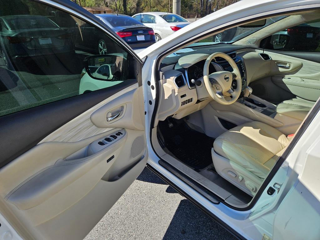 2015 Nissan Murano - $13,000
