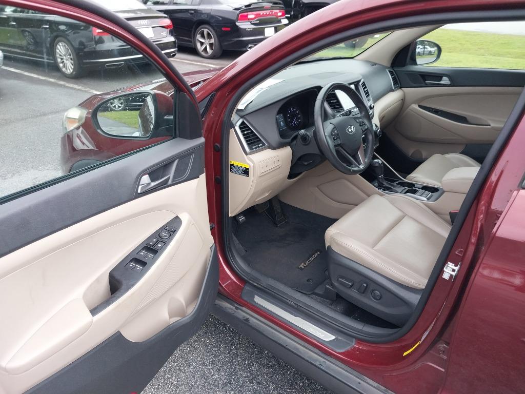 2016 Hyundai Tucson - $13,500