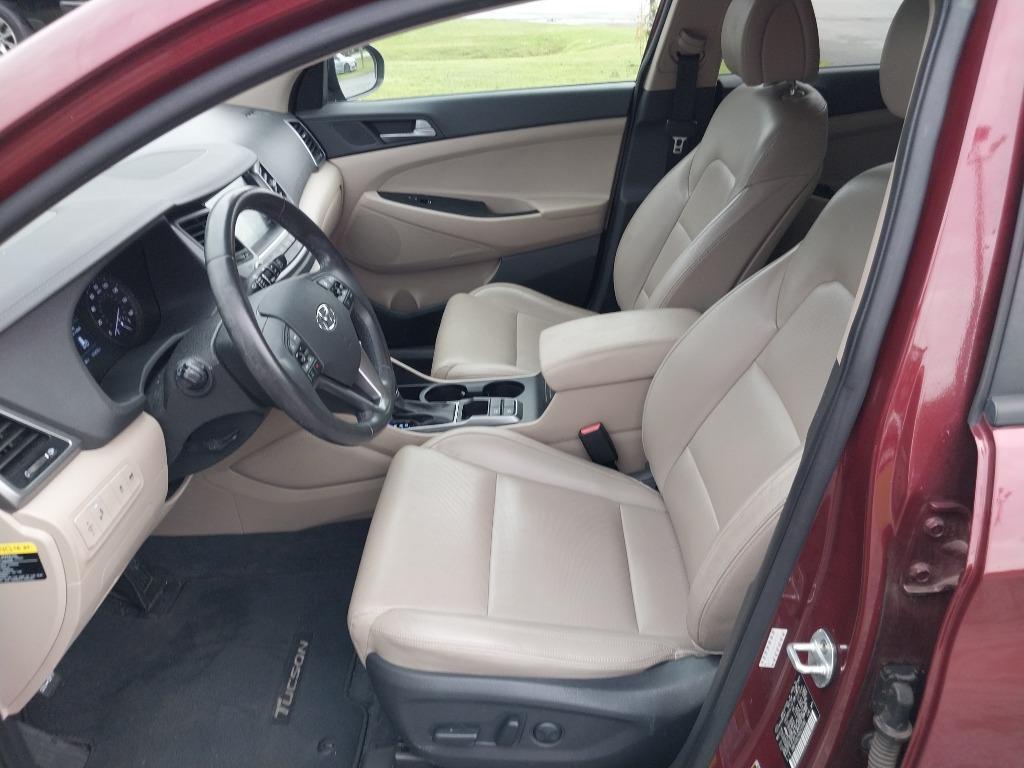 2016 Hyundai Tucson - $13,500