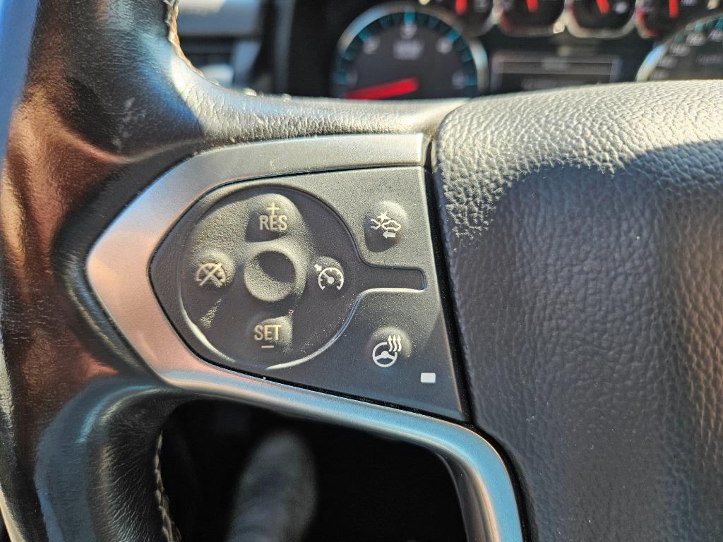 2020 Chevrolet Suburban 1500 LT photo