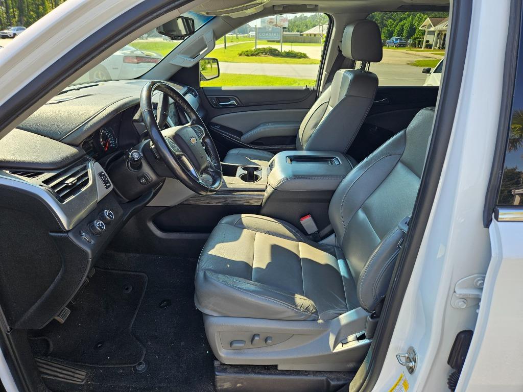 2020 Chevrolet Suburban 1500 LT photo