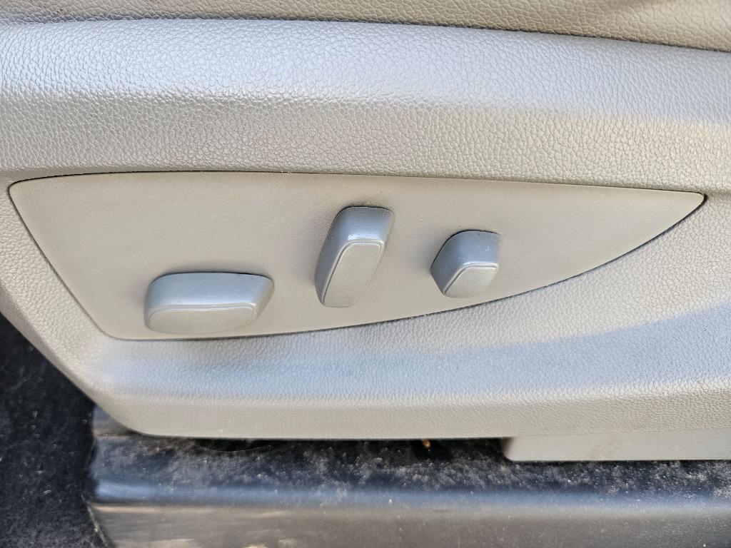 2020 Chevrolet Suburban 1500 LT photo