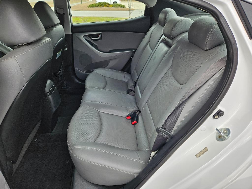 2015 Hyundai Elantra - $9,500