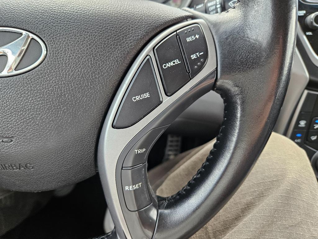 2015 Hyundai Elantra - $9,500