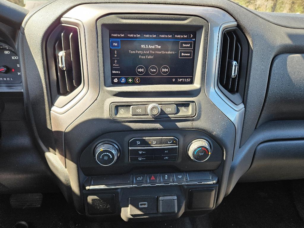 2020 Chevrolet Silverado 1500 Custom photo